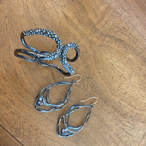 Alexis Bittar Miss Havisham Small Interlace Earrings - Picture 9 of 15